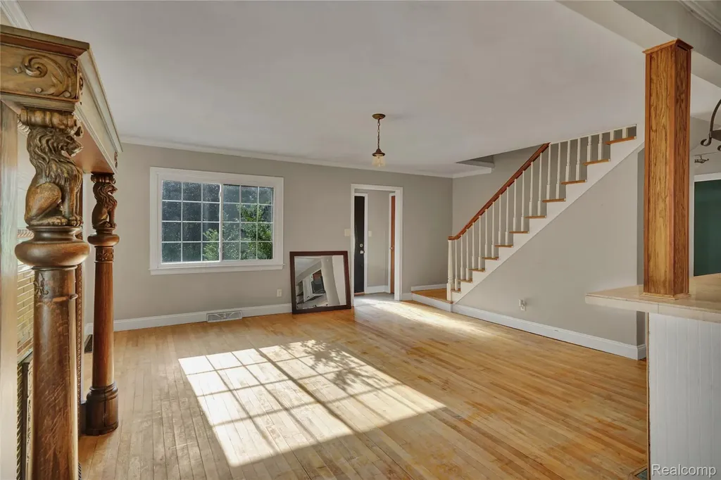 2476 Vandekarr Road Caledonia Charter Township MI 48867