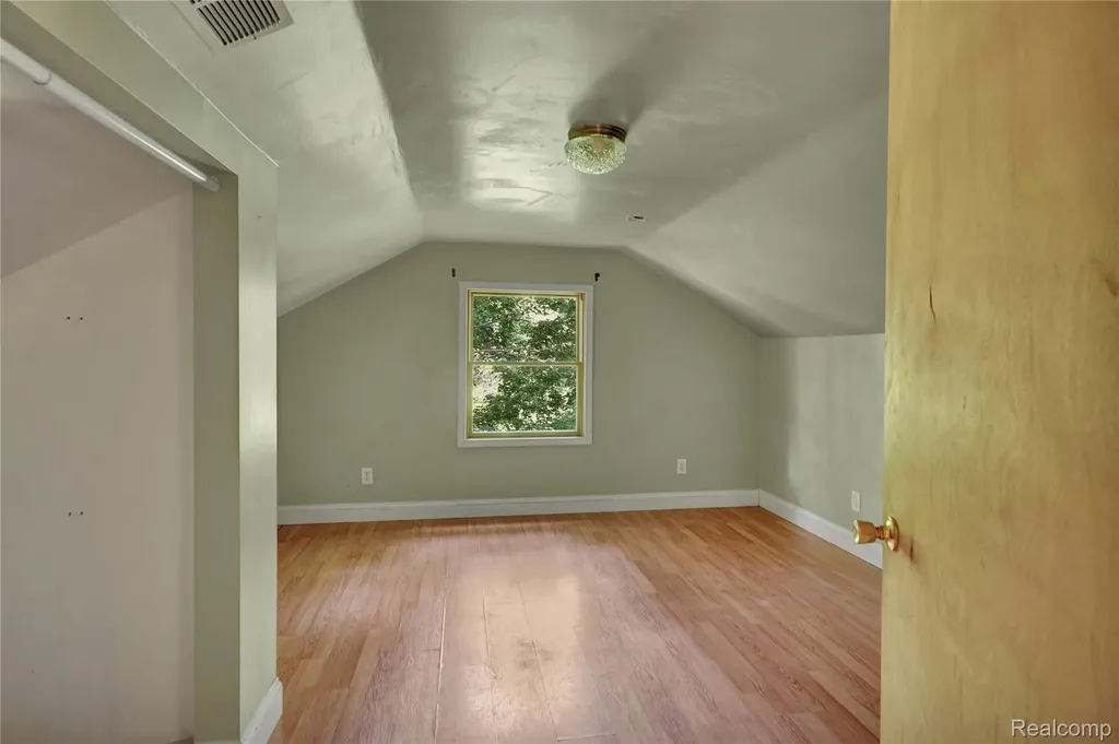 2476 Vandekarr Road Caledonia Charter Township MI 48867