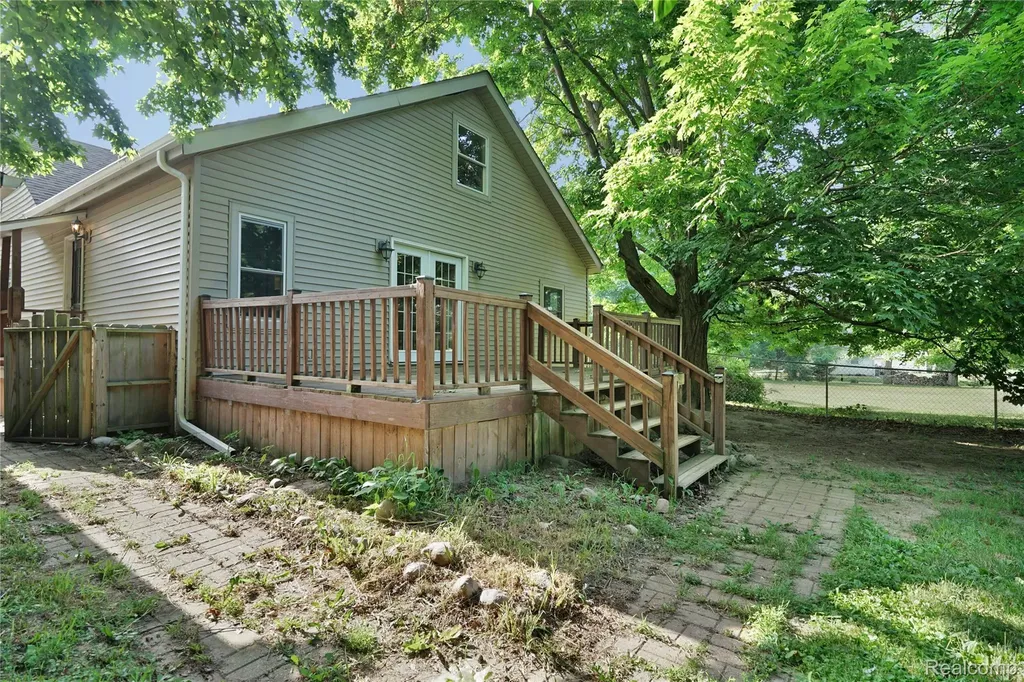 2476 Vandekarr Road Caledonia Charter Township MI 48867