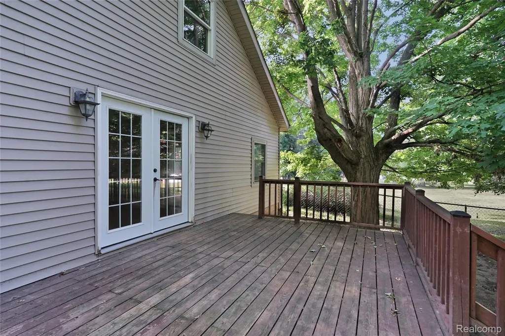 2476 Vandekarr Road Caledonia Charter Township MI 48867