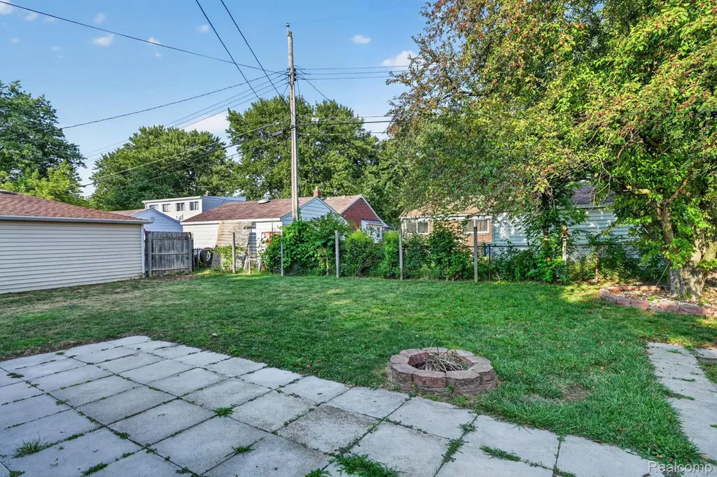 29805 Malvern Street Westland City MI 48185
