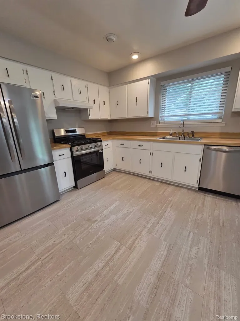 720 Comet Court Canton Charter Township MI 48188