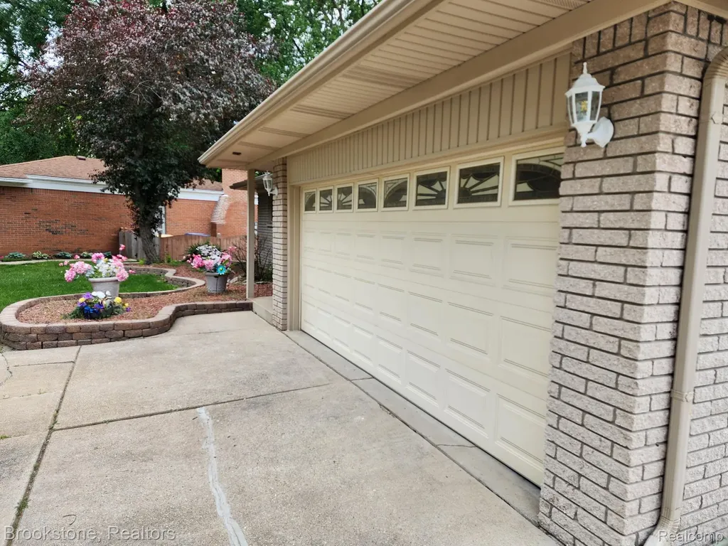 720 Comet Court Canton Charter Township MI 48188