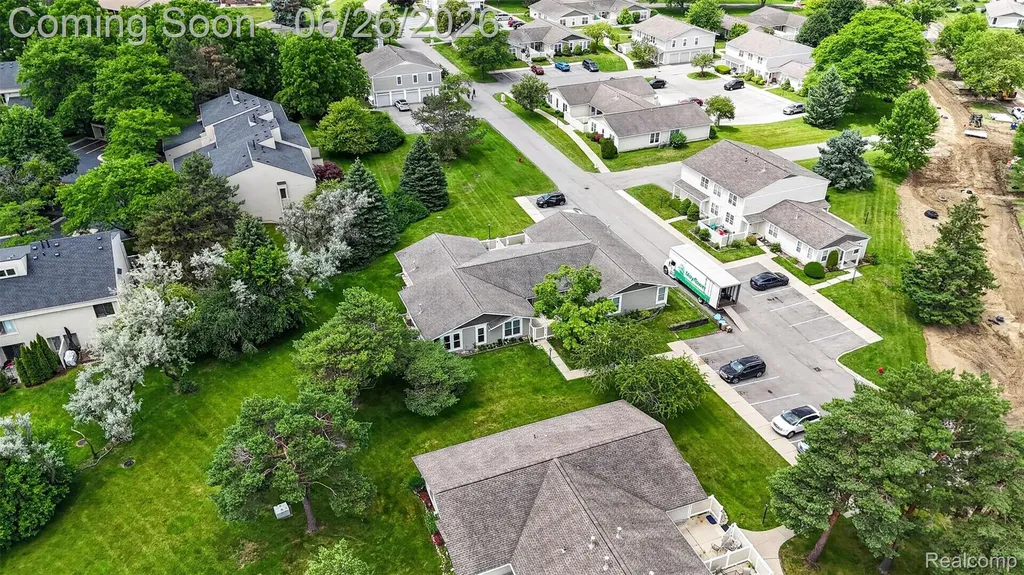 39613 Village Wood Lane Novi City MI 48375