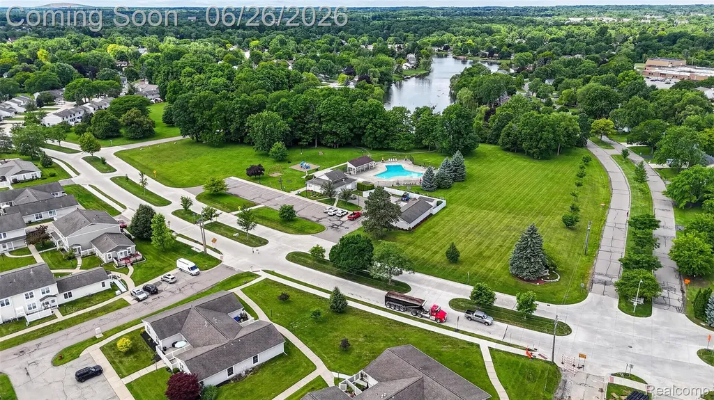 39613 Village Wood Lane Novi City MI 48375