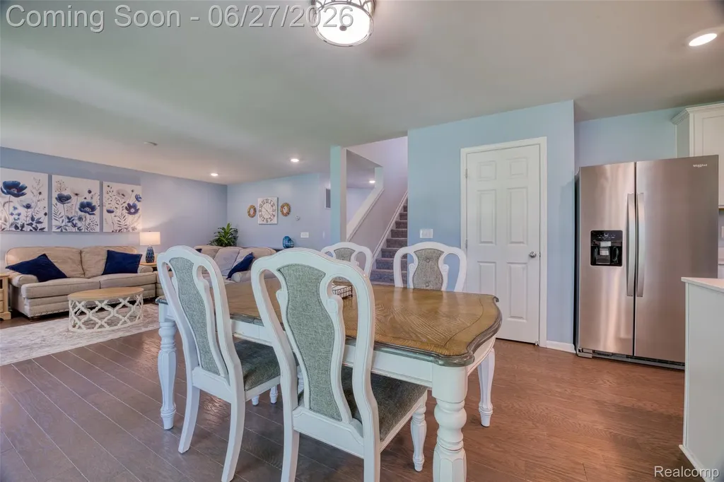 14212 Laurelwood Drive Van Buren Charter Township MI 48111