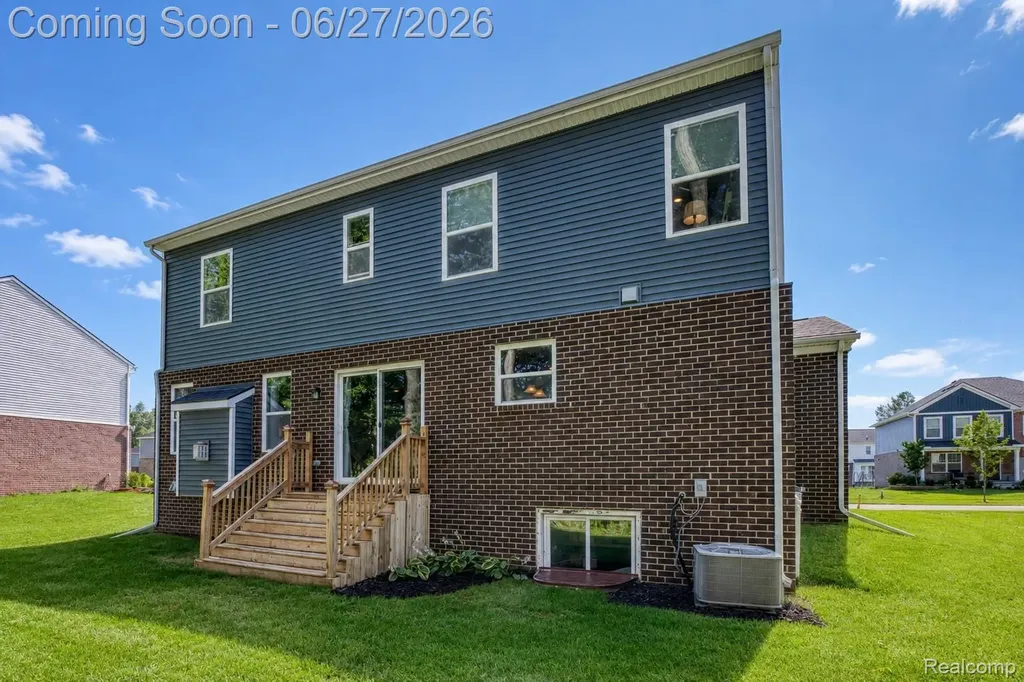 14212 Laurelwood Drive Van Buren Charter Township MI 48111
