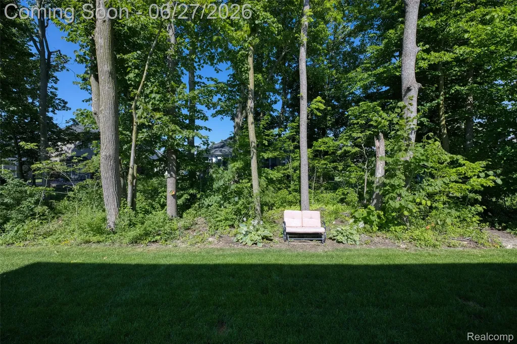 14212 Laurelwood Drive Van Buren Charter Township MI 48111