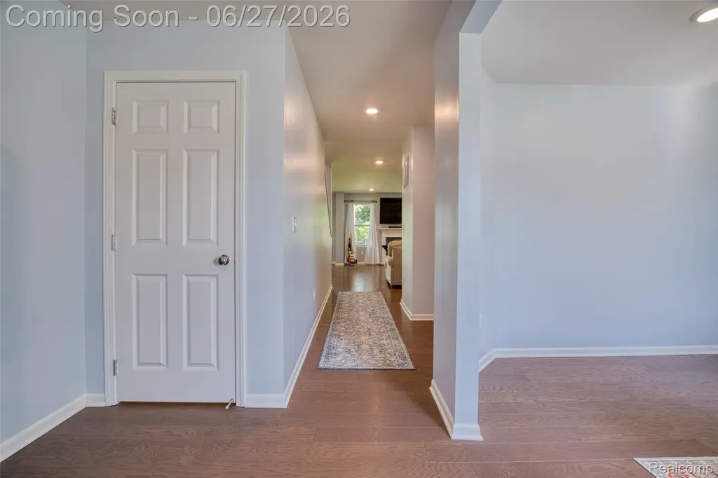 14212 Laurelwood Drive Van Buren Charter Township MI 48111