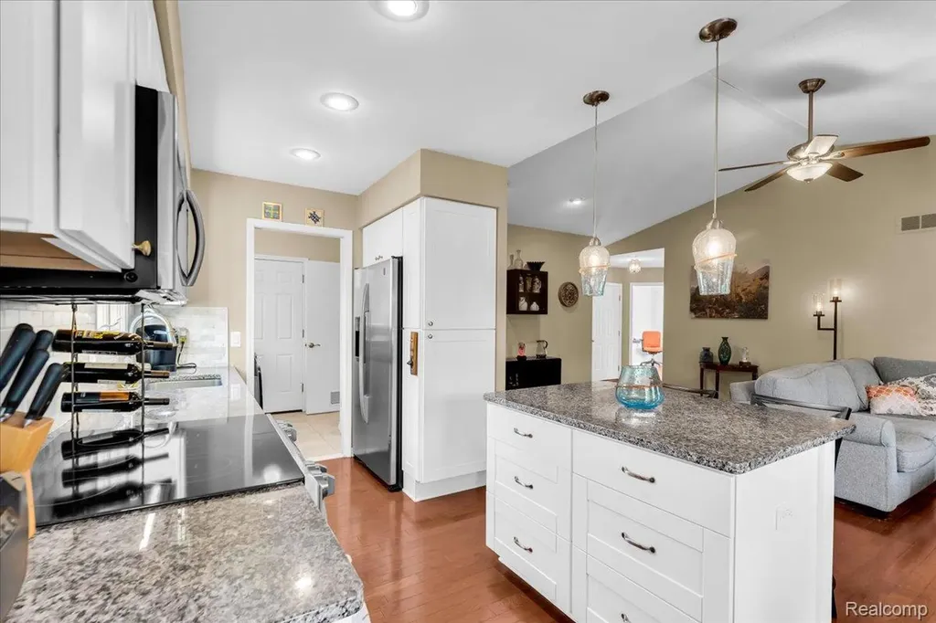 731 Berkshire Drive Saline City MI 48176