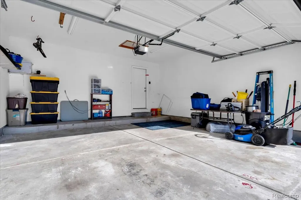 731 Berkshire Drive Saline City MI 48176