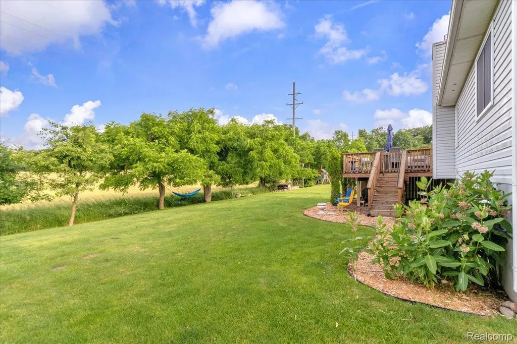 731 Berkshire Drive Saline City MI 48176