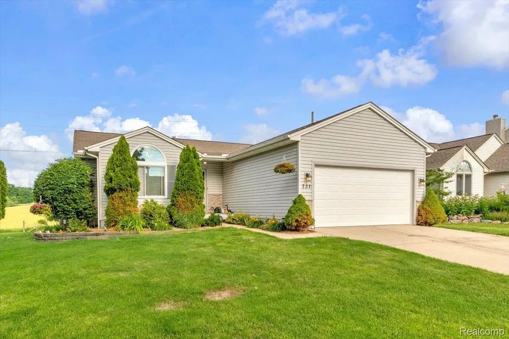 731 Berkshire Drive Saline City MI 48176