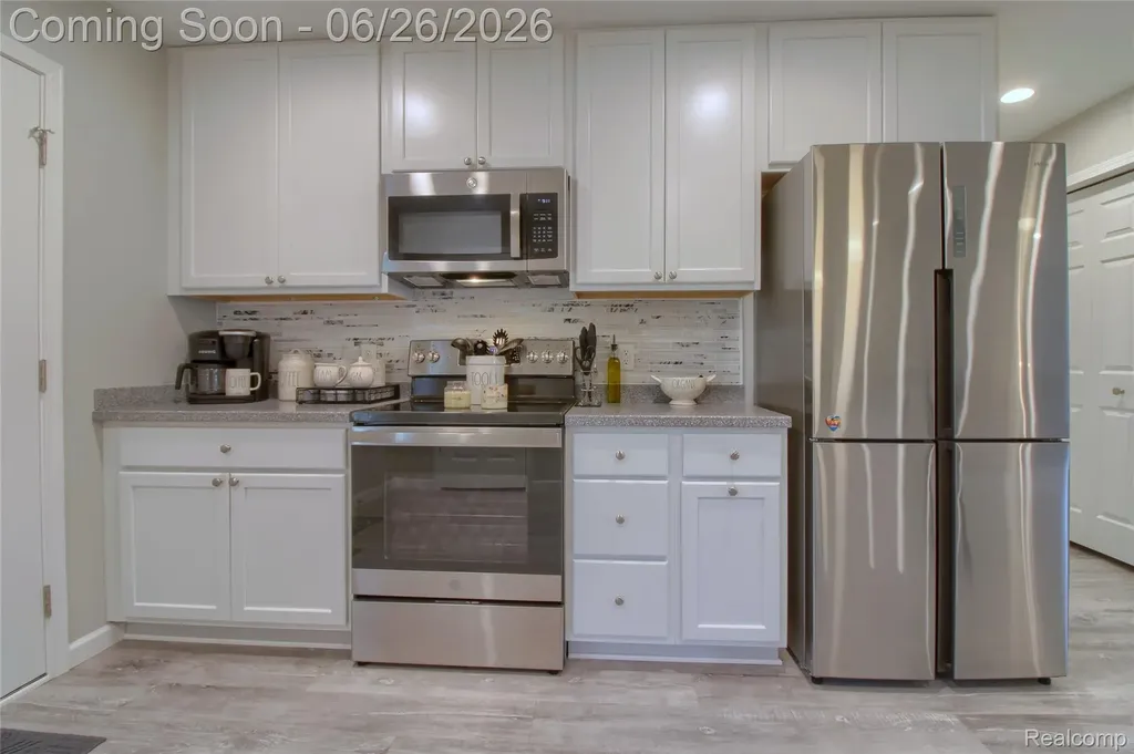 792 Meadows Court Grass Lake Village MI 49240