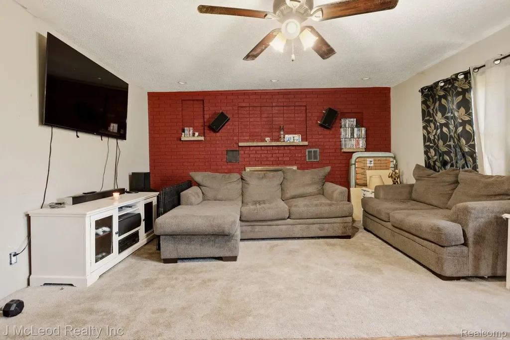 315 Butler Street Vassar City MI 48768