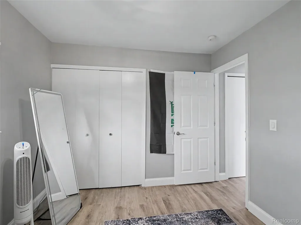 2419 Fox Hill Drive Sterling Heights City MI 48310