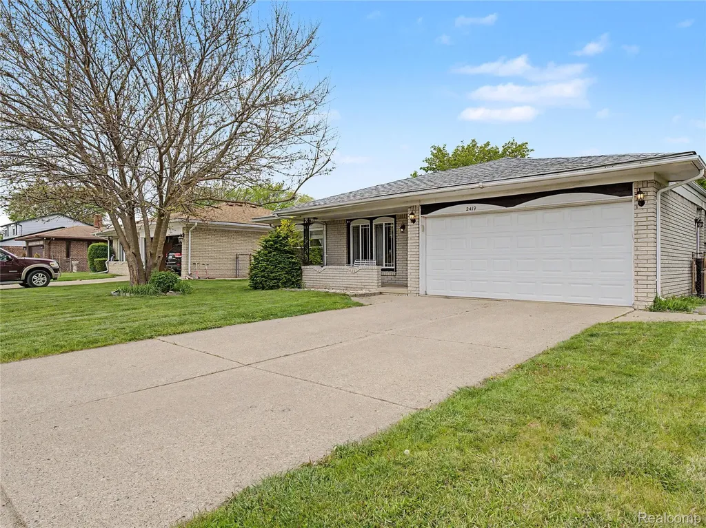2419 Fox Hill Drive Sterling Heights City MI 48310