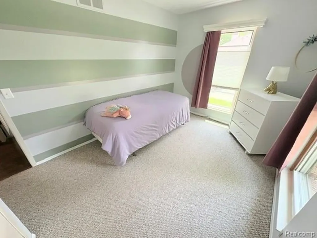 38726 Golfview Drive E Clinton Charter Township MI 48038