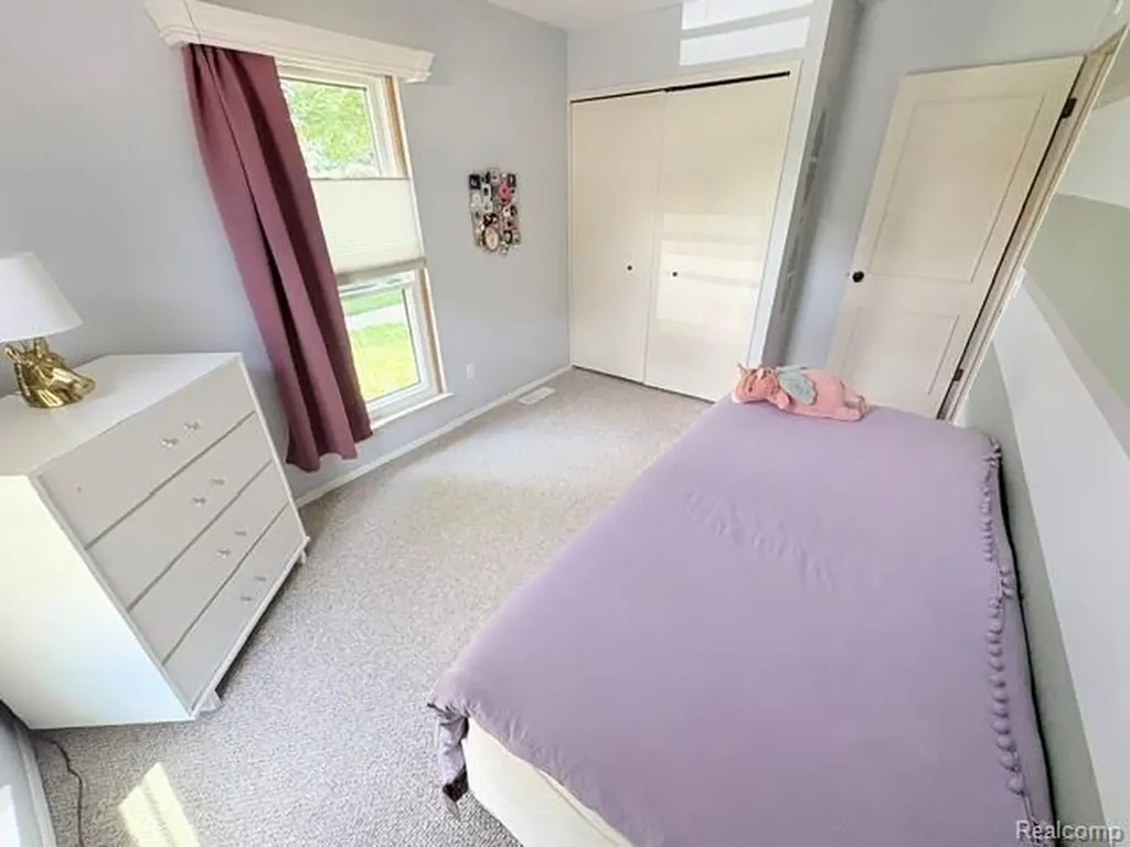 38726 Golfview Drive E Clinton Charter Township MI 48038