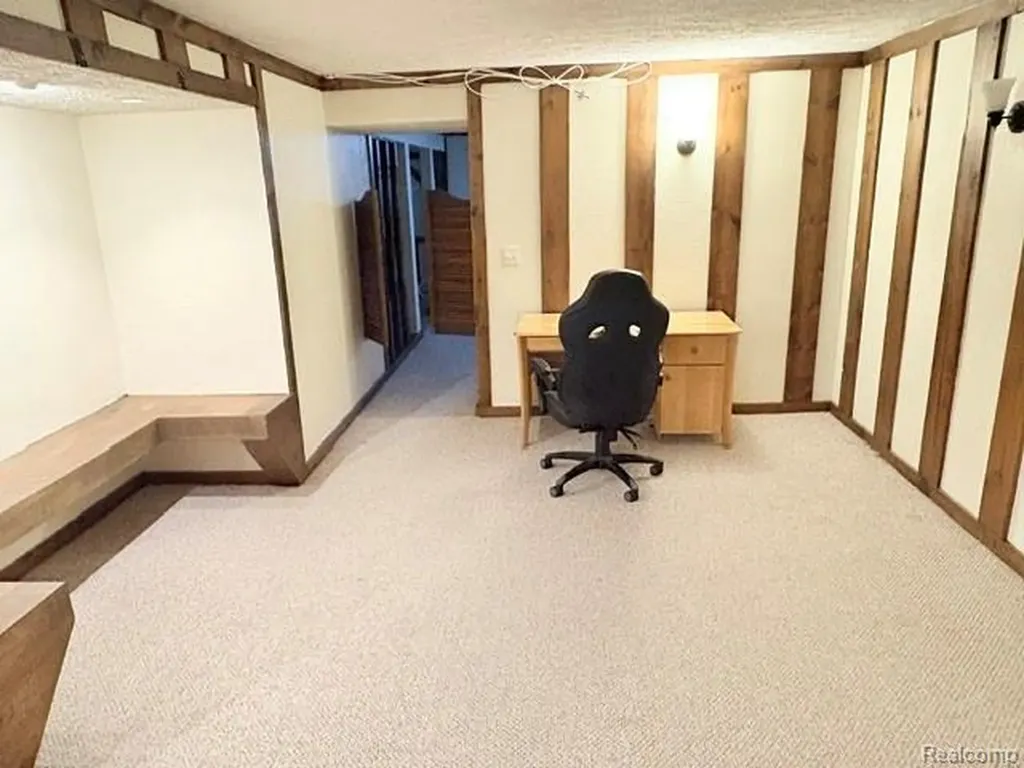 38726 Golfview Drive E Clinton Charter Township MI 48038