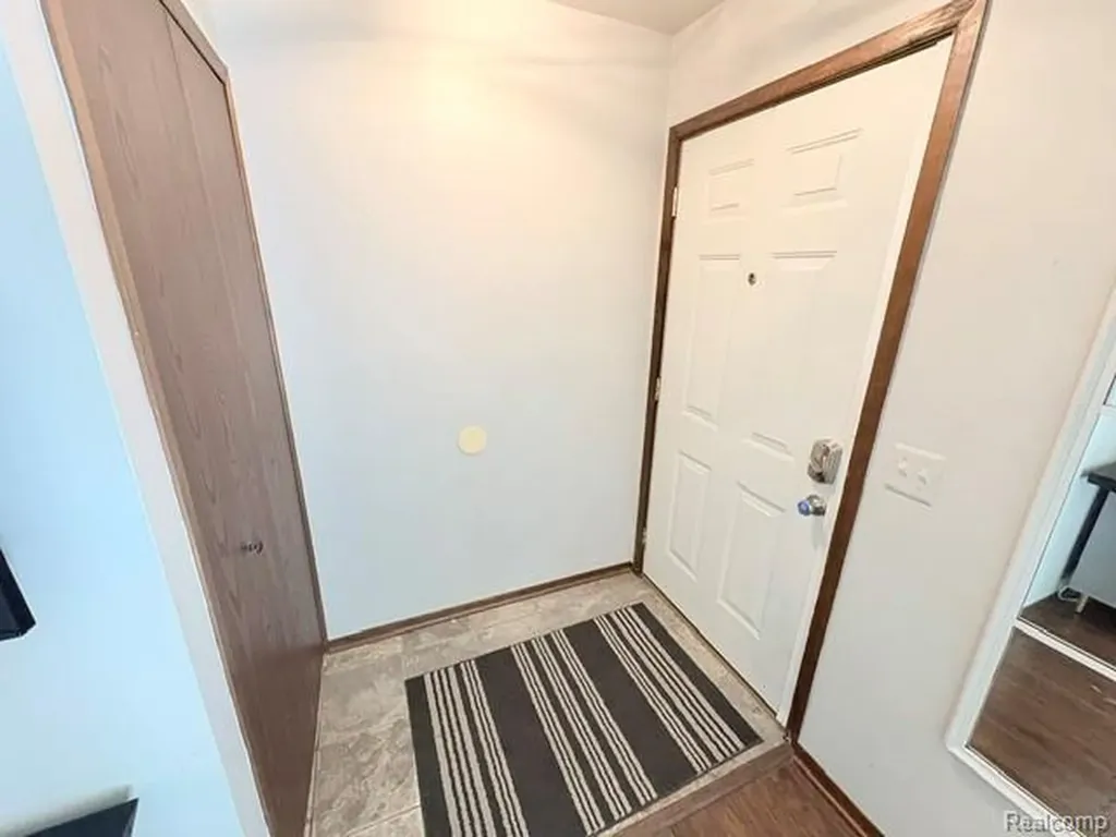 38726 Golfview Drive E Clinton Charter Township MI 48038