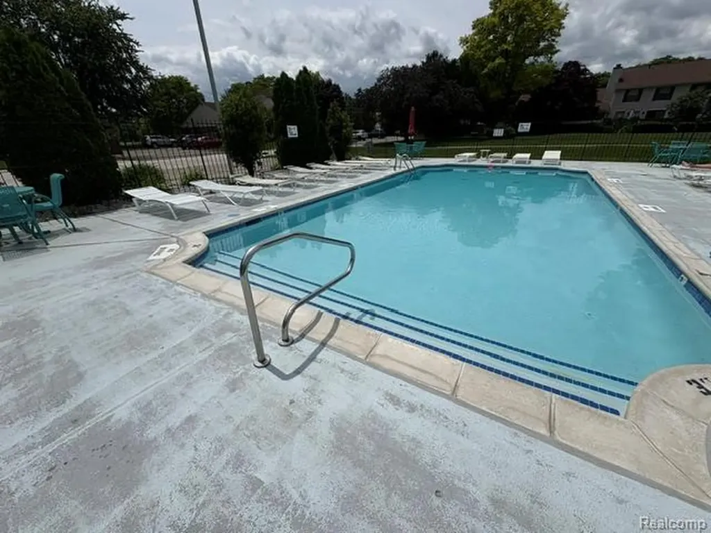 38726 Golfview Drive E Clinton Charter Township MI 48038