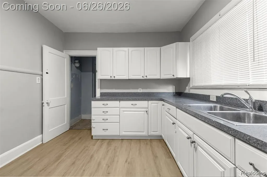 2015 Gladstone Street Detroit City MI 48206