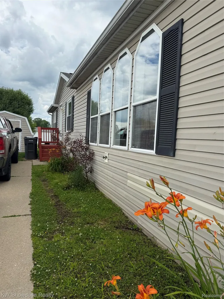 1978 Santa Fe Trail Drive Hartland Township MI 48353