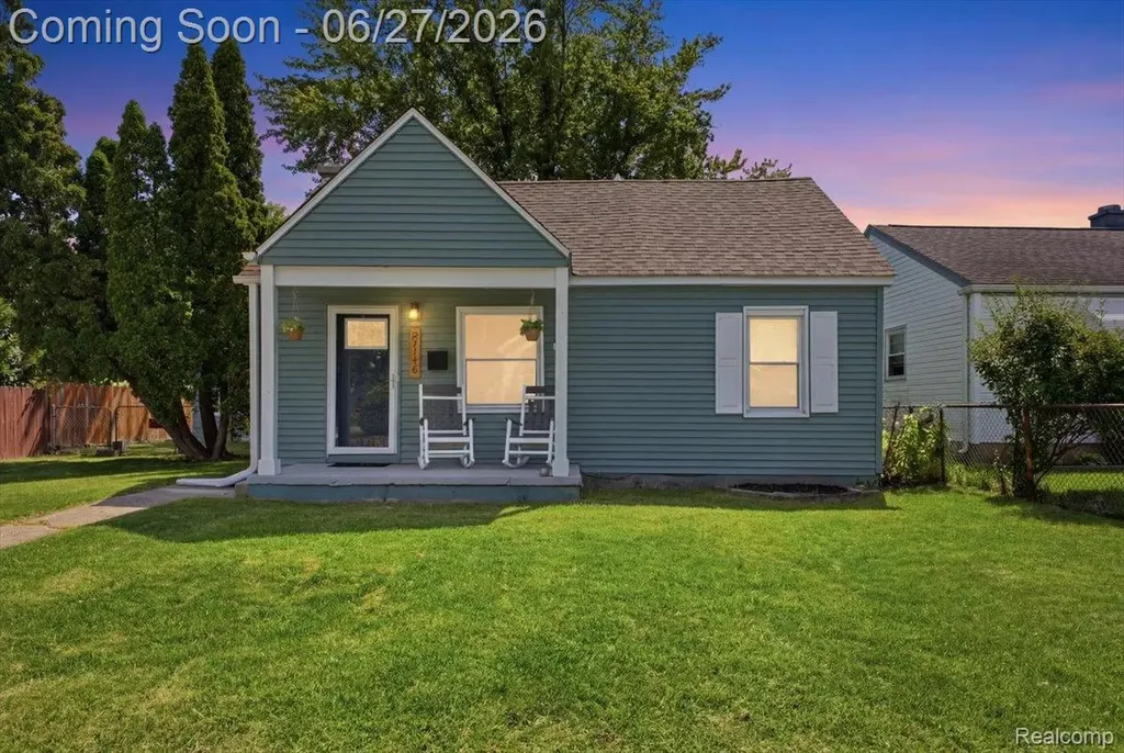 27116 Delton Street Madison Heights City MI 48071