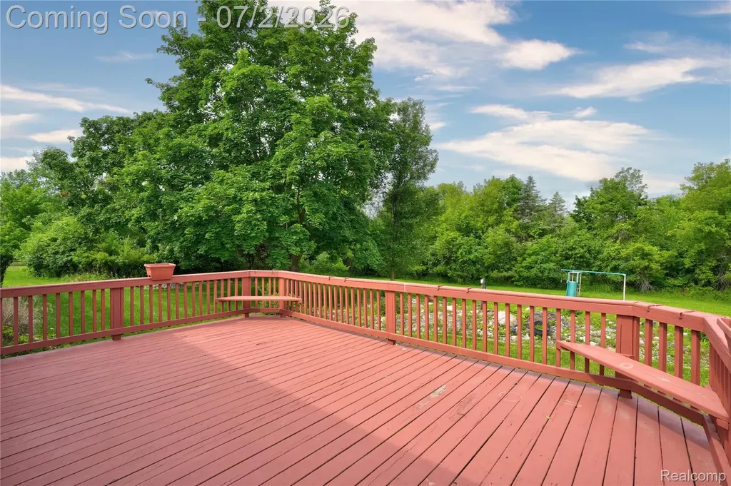 1225 Old Timber Trail Flint Charter Township MI 48532