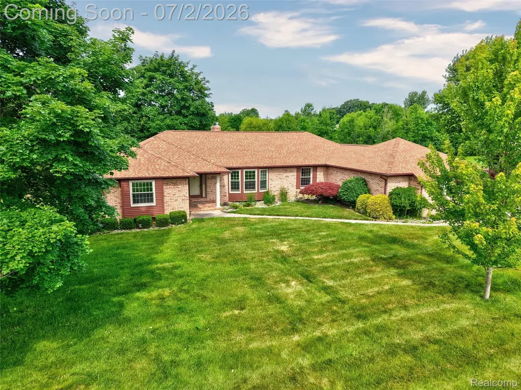 1225 Old Timber Trail Flint Charter Township MI 48532