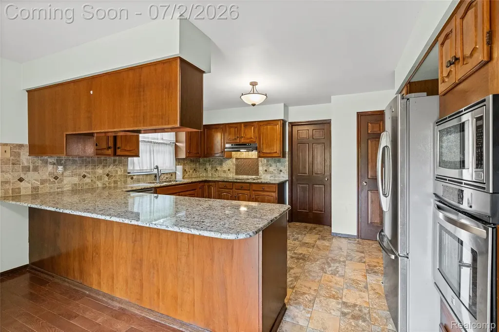 1225 Old Timber Trail Flint Charter Township MI 48532