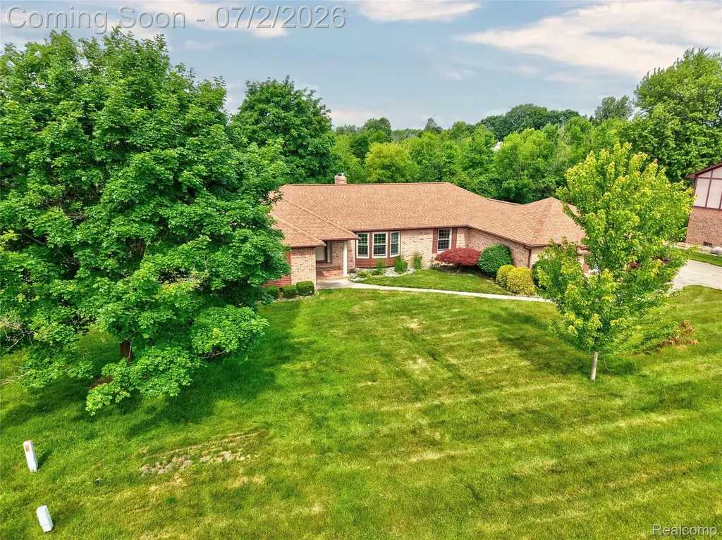 1225 Old Timber Trail Flint Charter Township MI 48532