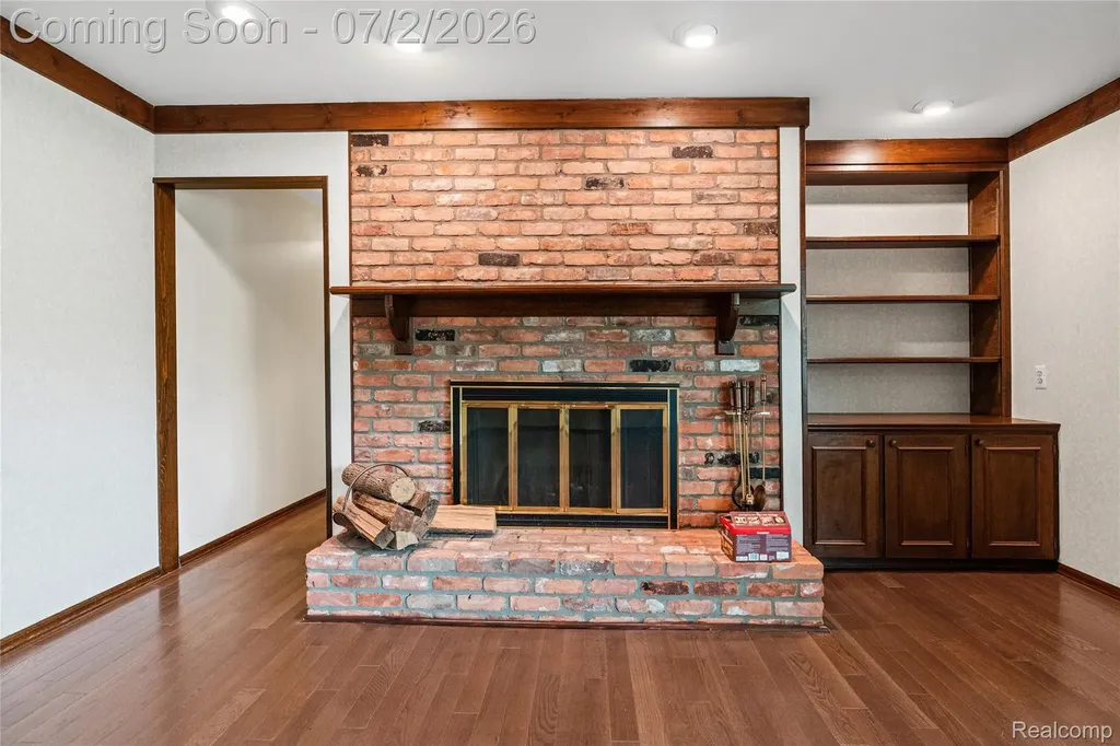 1225 Old Timber Trail Flint Charter Township MI 48532