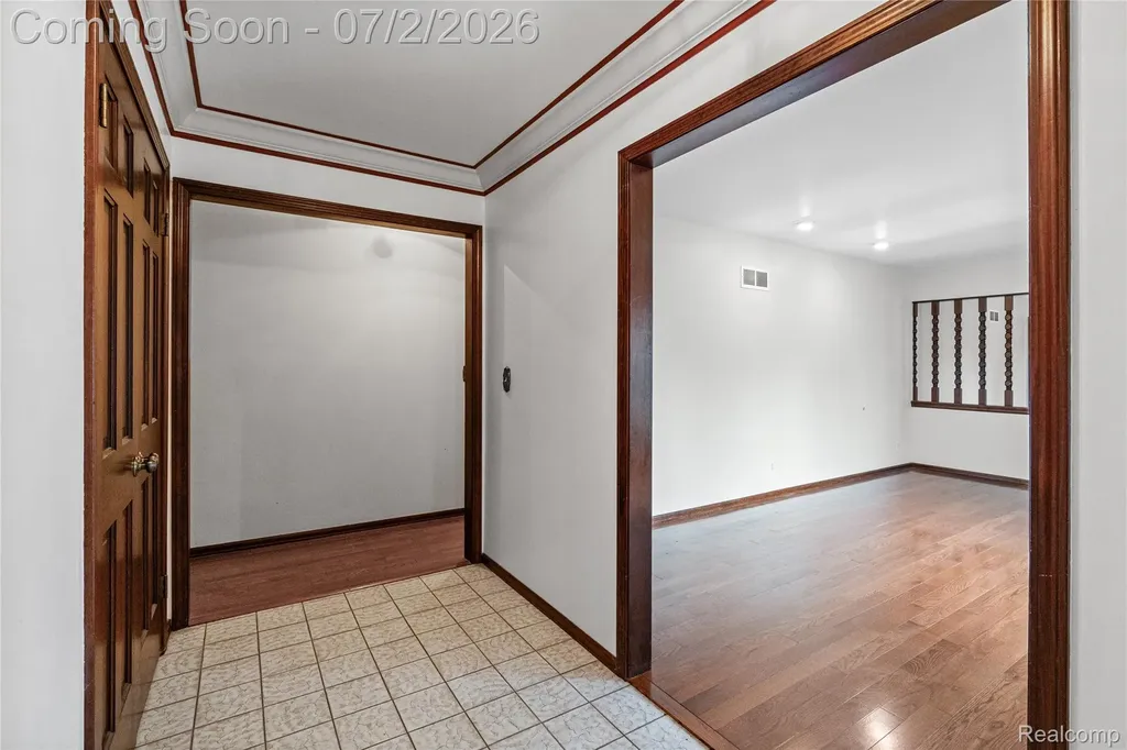 1225 Old Timber Trail Flint Charter Township MI 48532