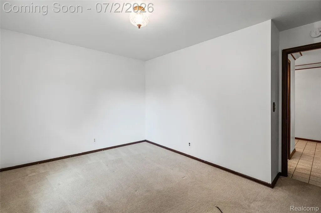 1225 Old Timber Trail Flint Charter Township MI 48532