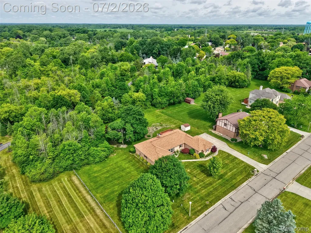1225 Old Timber Trail Flint Charter Township MI 48532