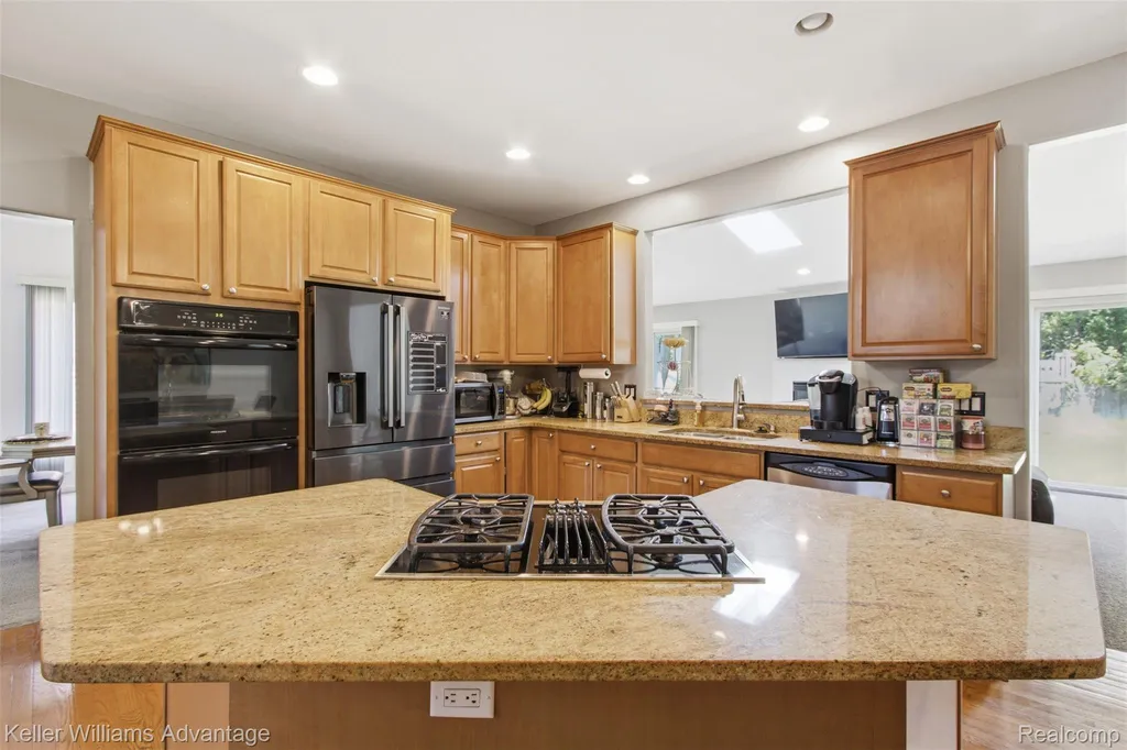 23030 Kristy Lane Southfield City MI 48033