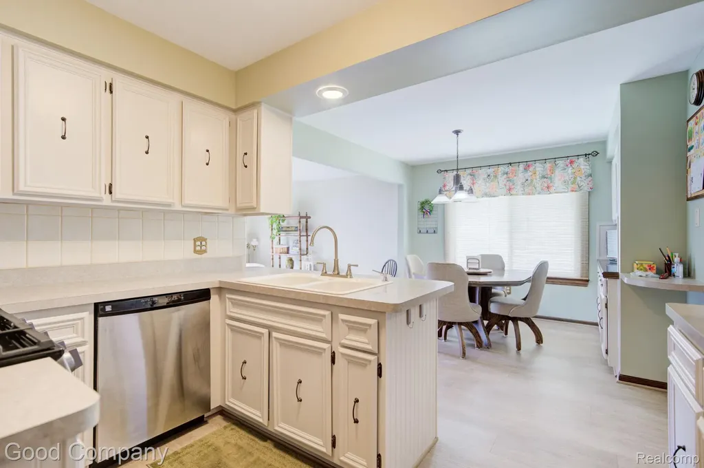 14137 Bangor Drive Sterling Heights City MI 48313