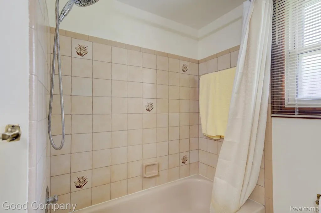 14137 Bangor Drive Sterling Heights City MI 48313