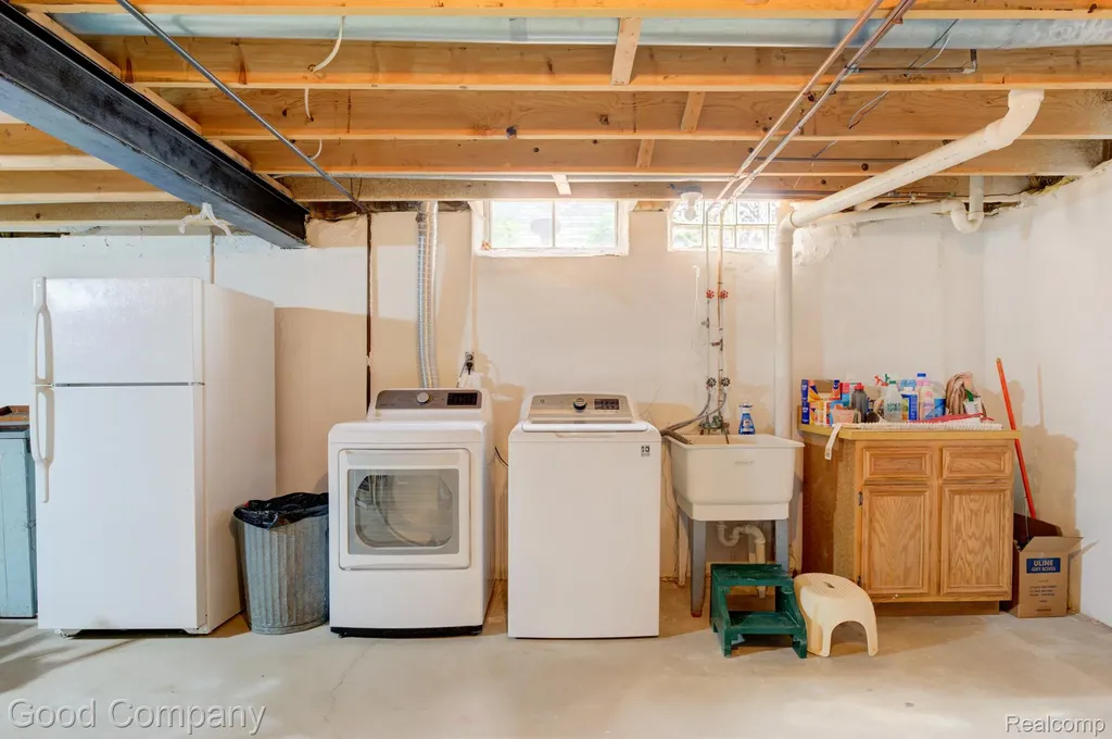 14137 Bangor Drive Sterling Heights City MI 48313