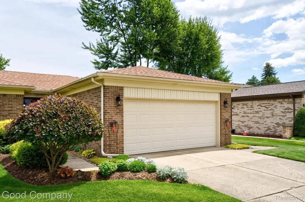 14137 Bangor Drive Sterling Heights City MI 48313