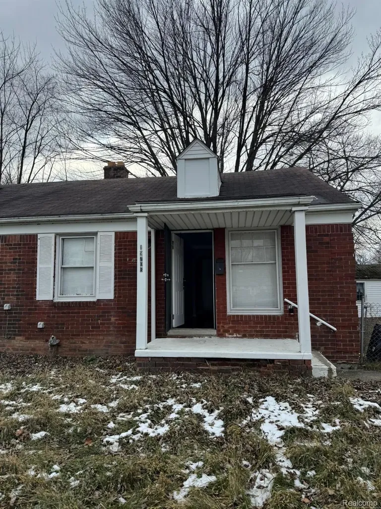 19706 Moross Road Detroit City MI 48224