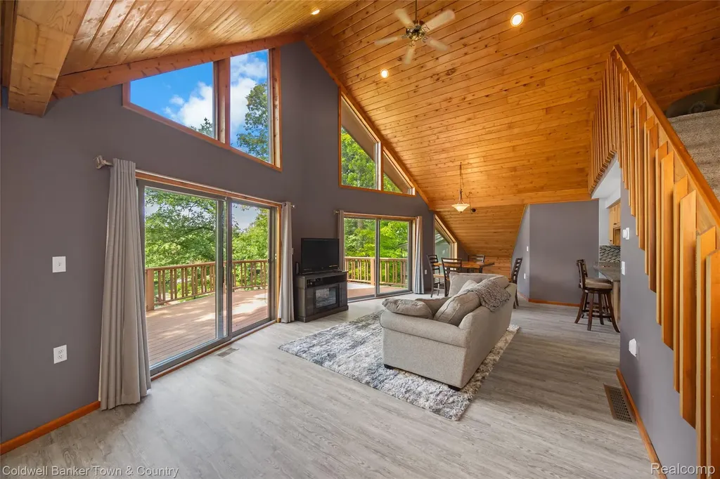 4583 Cornwell Lane Hamburg Township MI 48189