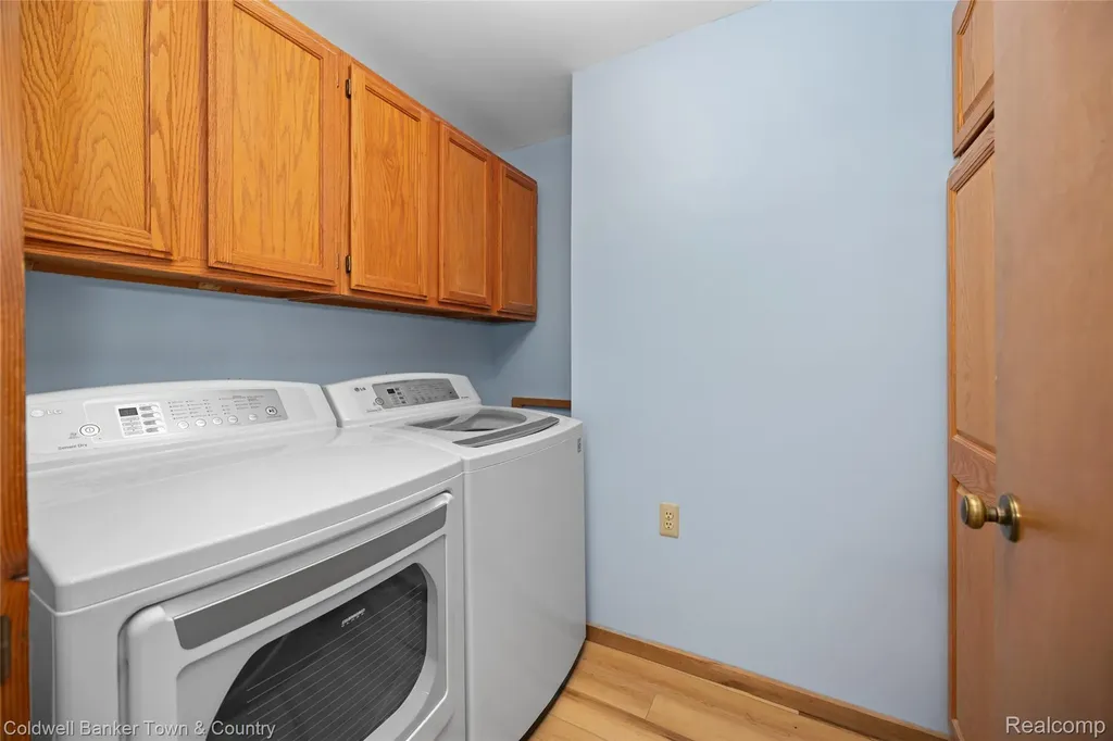 4583 Cornwell Lane Hamburg Township MI 48189