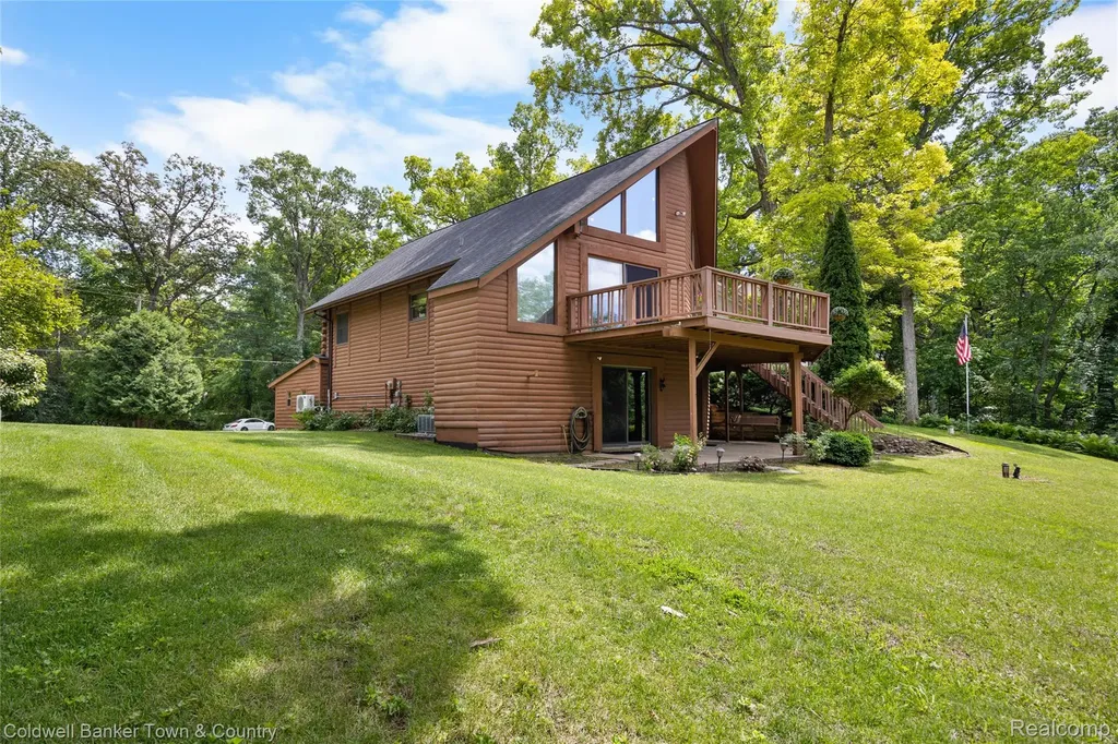4583 Cornwell Lane Hamburg Township MI 48189