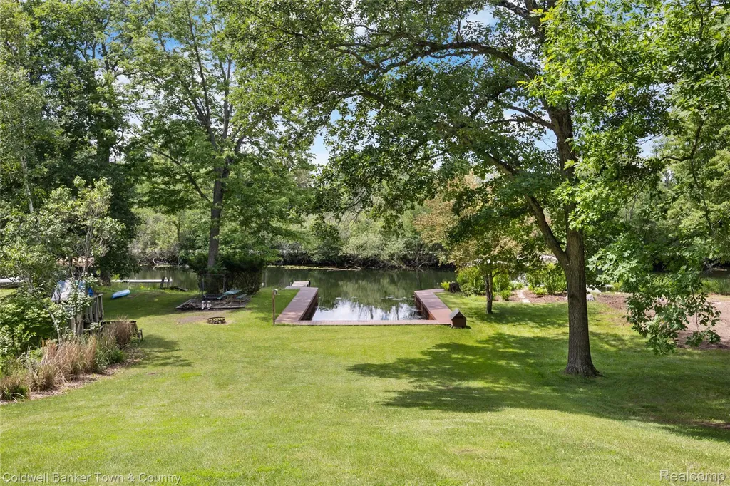 4583 Cornwell Lane Hamburg Township MI 48189