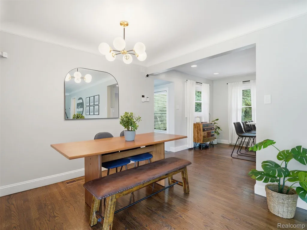 24741 Tudor Lane Franklin Village MI 48025