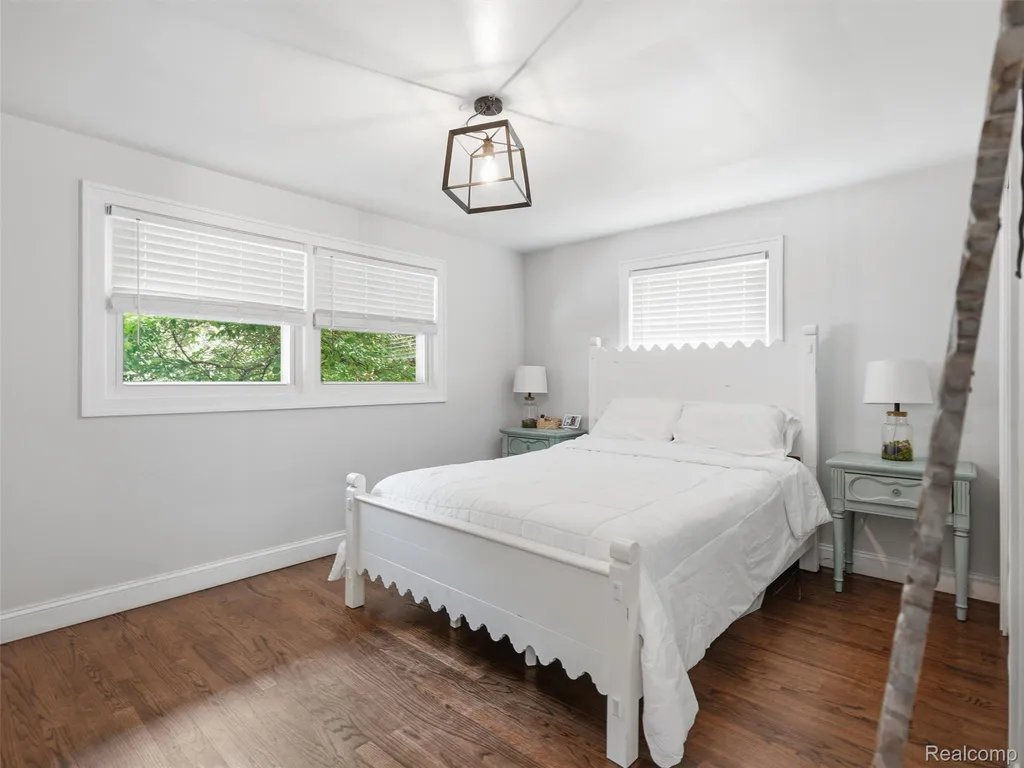 24741 Tudor Lane Franklin Village MI 48025