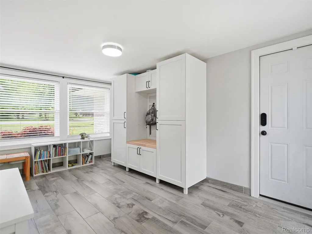 24741 Tudor Lane Franklin Village MI 48025